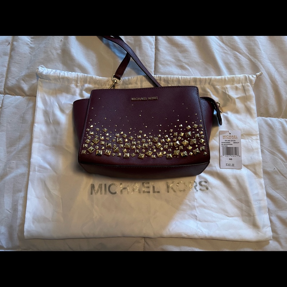 Michael Kors Selma Stud Bergundy Crossbody